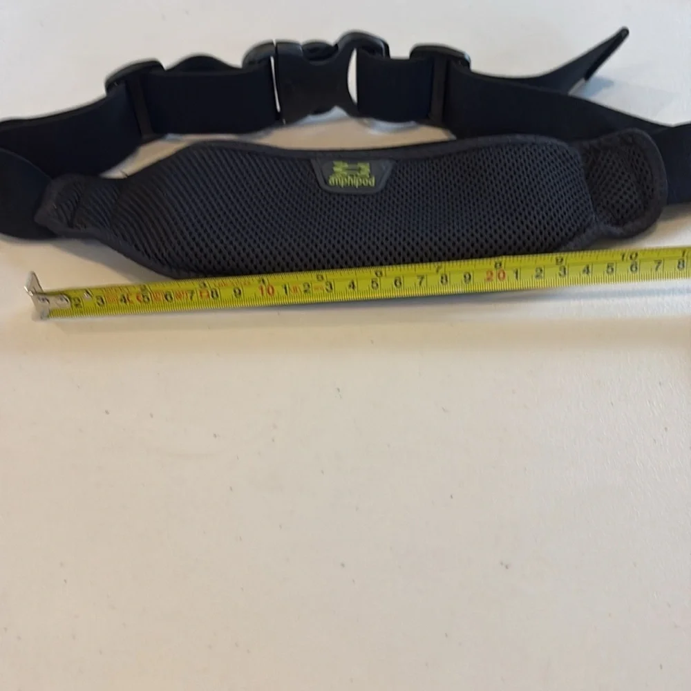 Amphipod Black Running Belt. Unisex - Picture 10 of 12